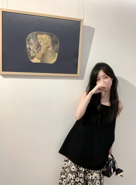 法式气质黑色无袖T恤上衣女夏2024新款别致独特小众设计宽松背心