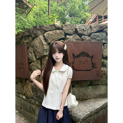 娃娃翻领甜美贝壳纽扣短袖衬衫女
