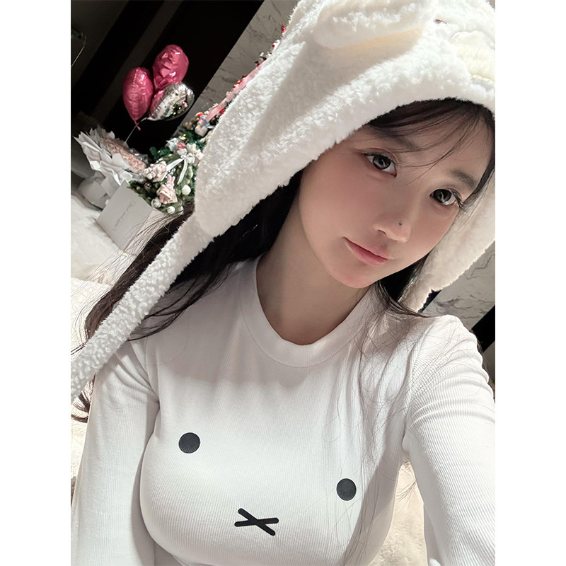 白色米菲兔印花加绒打底衫女秋冬超好看修身内搭正肩长袖t恤上衣,女装/女士精品,T恤,淘宝优惠券,粉丝福利购,淘宝优惠卷