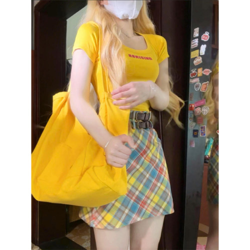 正肩大领口黄色短袖t恤女夏季