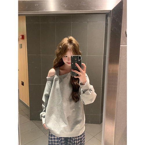 灰色小众设计感斜肩卫衣女秋季