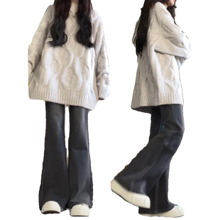 黑灰色高腰微喇牛仔裤女秋冬加绒2025新款宽松显瘦小个子阔腿裤子