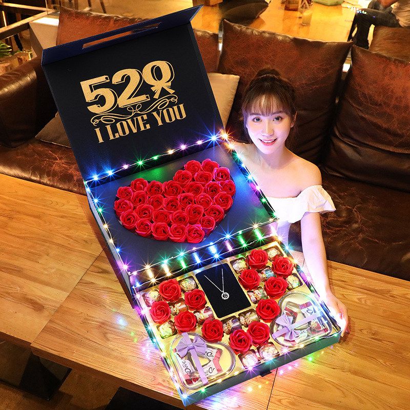 520情人节礼物生日礼品巧克力项链永生花香皂花浪漫玫瑰花礼盒装