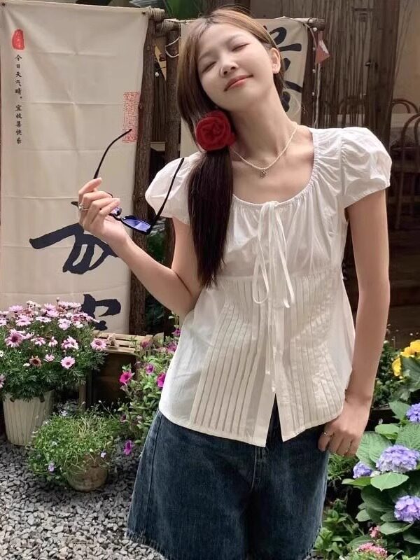 thumbnail for Lace-up French puff sleeves white Korean design short-sleeved shirt summer 2025 niche new loose cardigan top