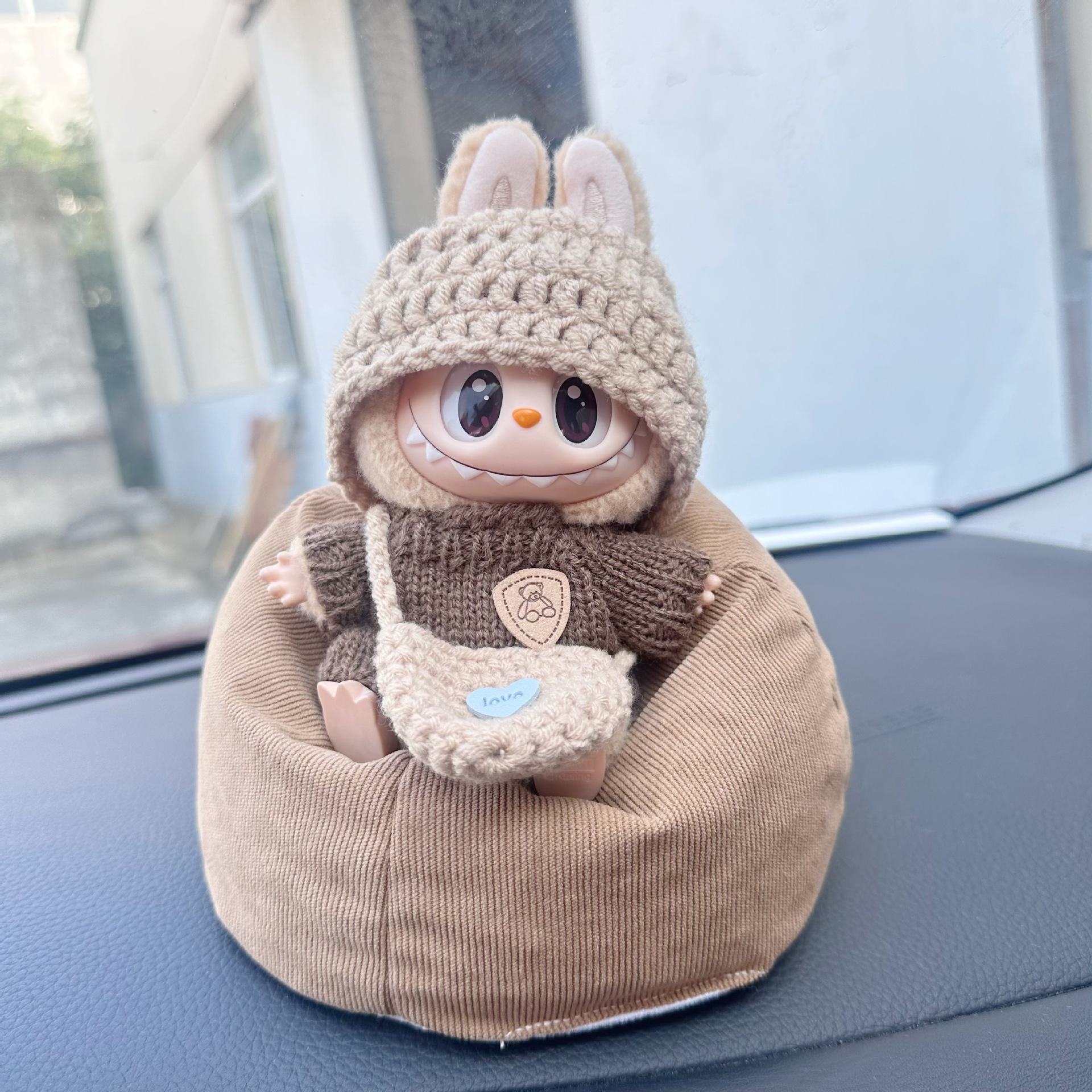 仅衣服】一二代盲盒拉布布通用娃衣LABUBU熊标咖毛衣帽子小包套装