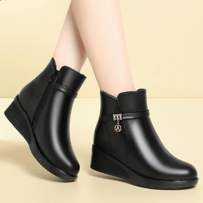 2025真皮年现货秋冬新款女圆头女式棉鞋侧拉链高跟休闲女鞋妈妈鞋