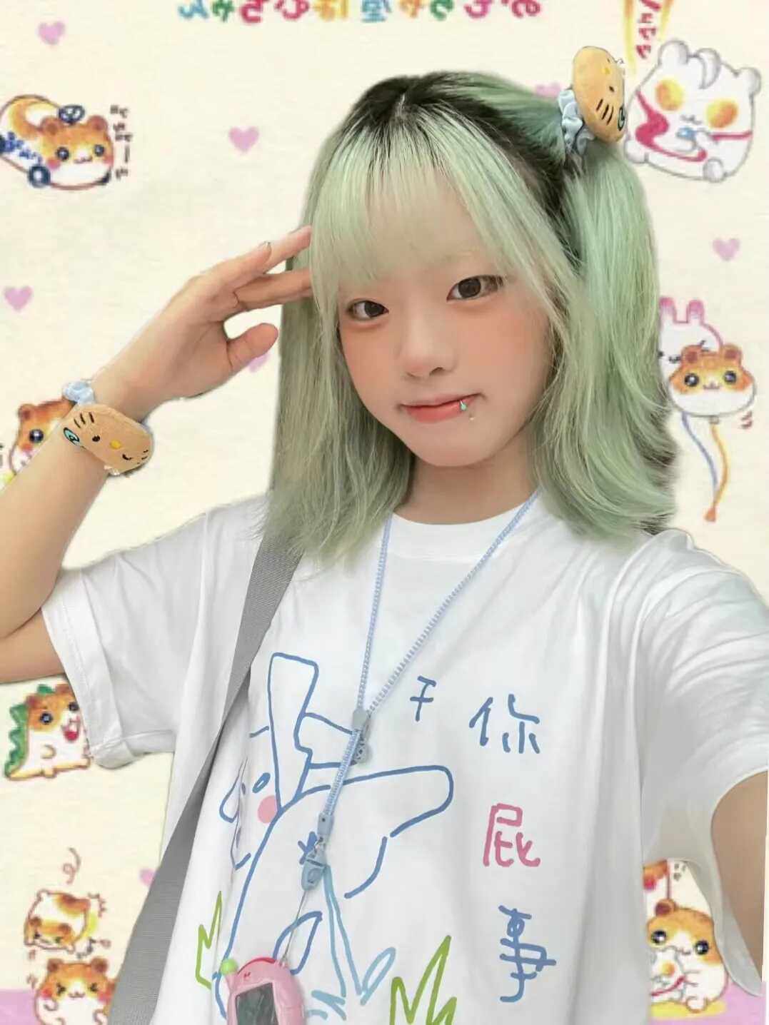 “干你屁事”恶搞文字宽松可爱日系短袖纯棉上衣t恤女夏季白色潮T
