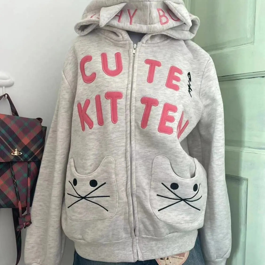 纯棉银狐绒可爱猫猫开衫连帽卫衣