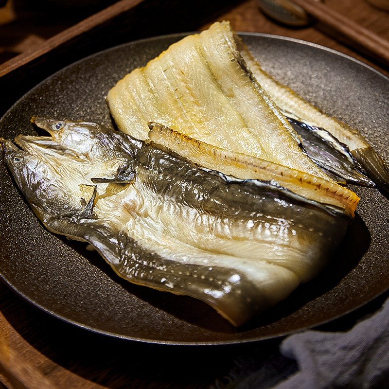 沙鳗鲞油鳗鱼干整条淡晒新风鳗鱼鲞七星鳗鱼无刺海鲜干货舟山特产