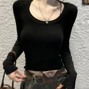 辣妹U领掐腰正肩短款t恤长袖女修身显瘦磨毛打底衫性感紧身上衣女