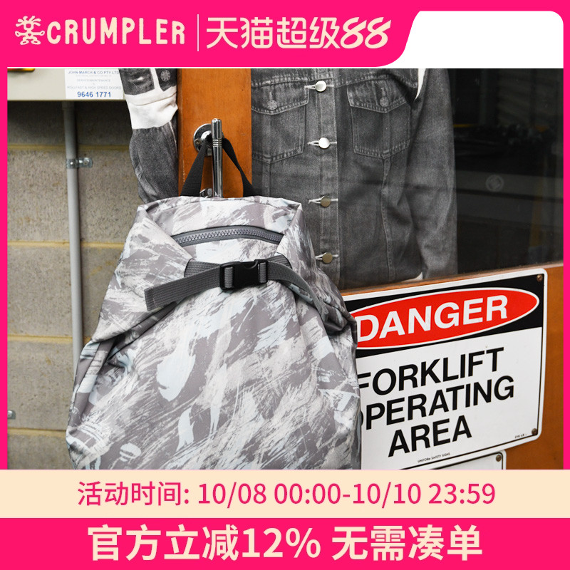 日系旅行双肩包Crumpler