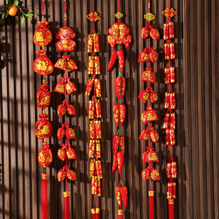 2026马年新年春节过年装饰客厅中国结鞭炮挂件辣椒挂串灯笼挂饰