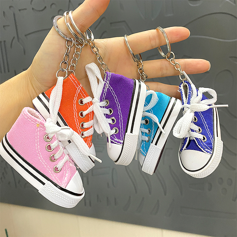 迷你帆布鞋模型球鞋钥匙扣挂件男汽车钥匙链女书包挂饰仿真小礼物