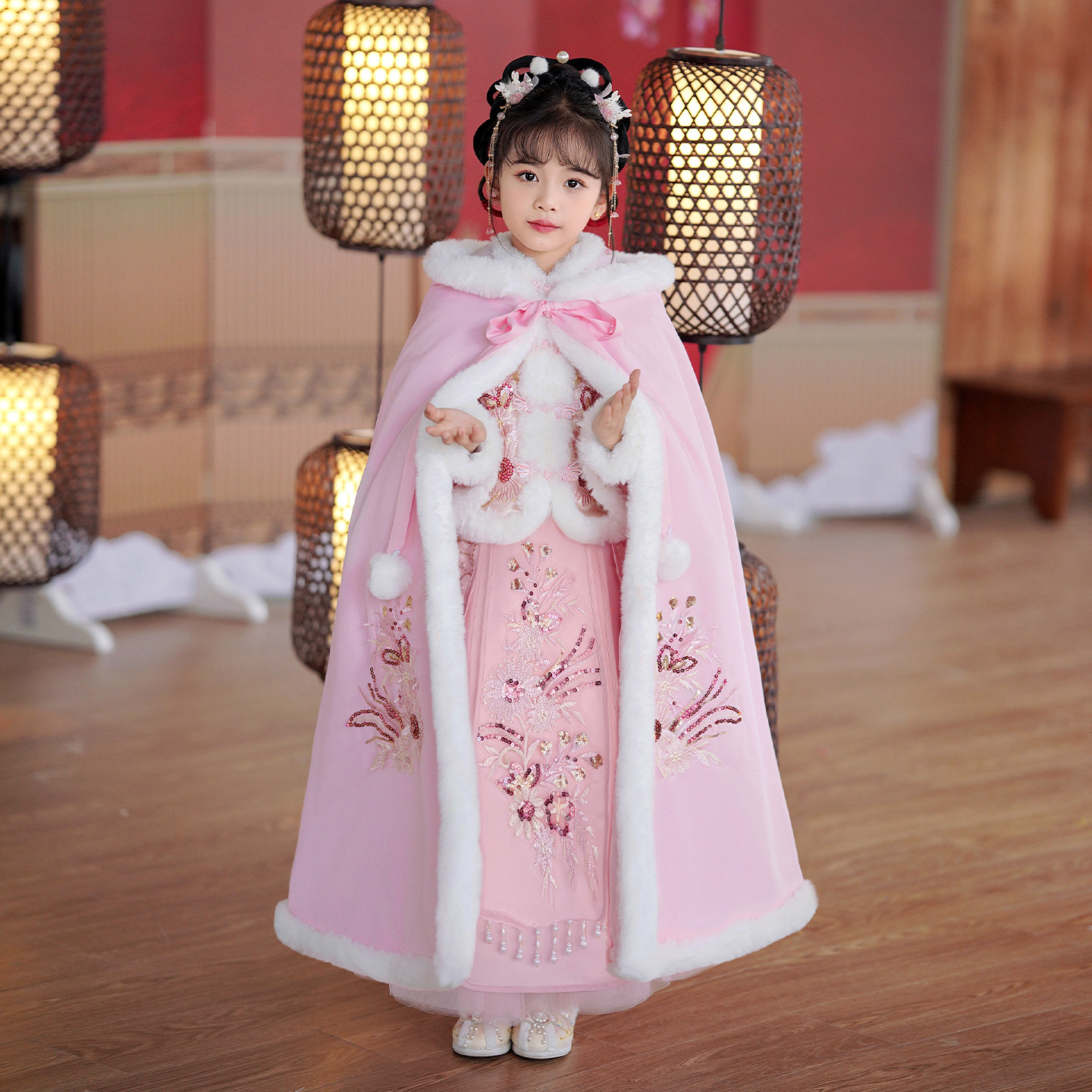 拜年服女童冬装2025年新款汉服冬季儿童喜庆过年斗篷唐装古装冬款,童装/婴儿装/亲子装,唐装,淘宝优惠券,粉丝福利购,淘宝优惠卷