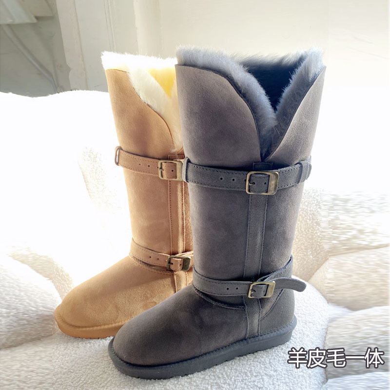 翻口高筒雪地靴女冬季新款皮扣骑士加绒加厚棉鞋羊皮毛一体长筒靴