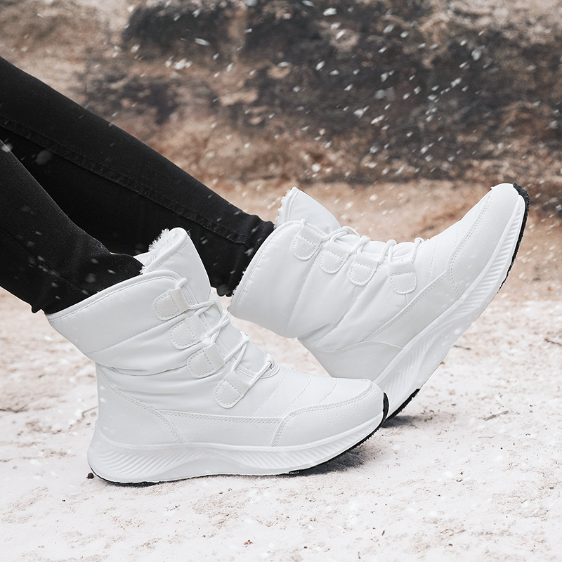 秋冬新款女靴潮流棉靴户外高帮加绒保暖厚底棉鞋雪地靴女