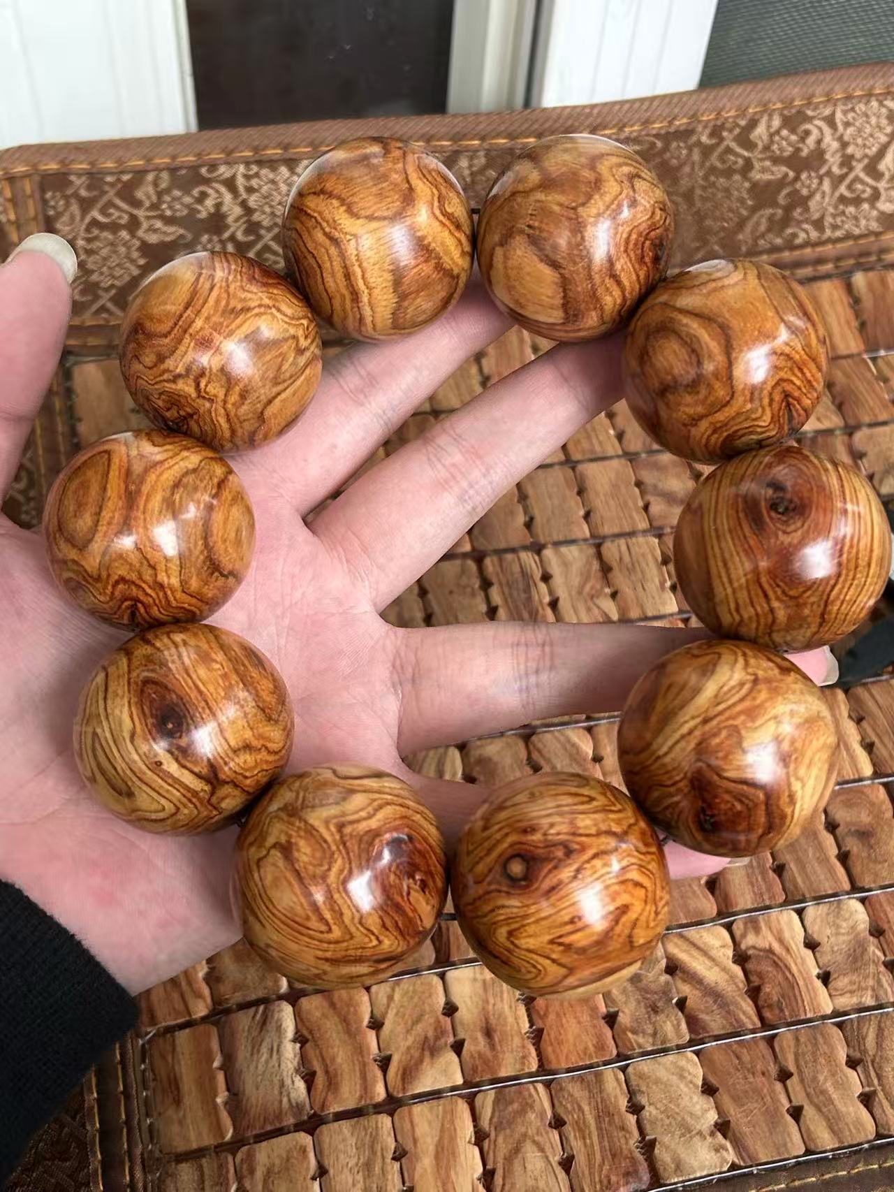 1121海南黄花梨蜘蛛对眼油梨，4.0手串