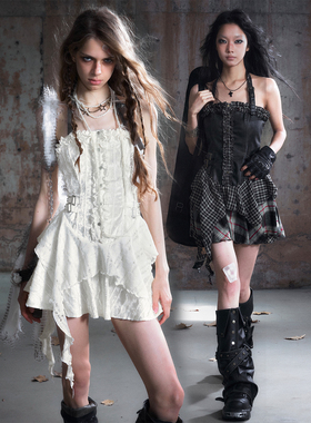 CestNous丝绒花边挂脖吊带裙女秋季百搭皮拼接格子收腰连衣裙