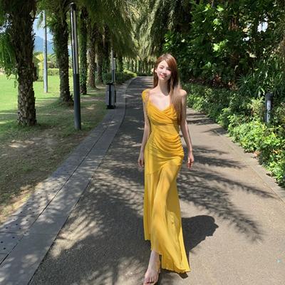 泰国旅游度假拍照沙滩裙纯欲性感网纱斜肩吊带连衣裙修身包臀长裙