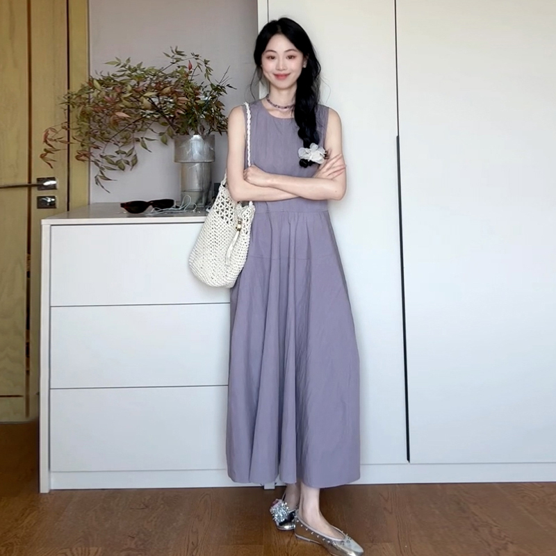 紫色无袖背心连衣裙女2025新款今年流行爆款小个子初夏季穿搭长裙