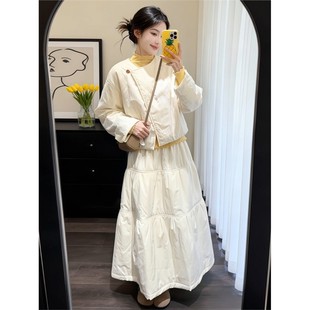 冬装穿搭一整套2025高级感大方得体巨好看韩系小香风棉服套装裙子