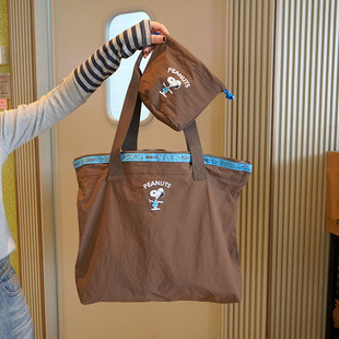 日系可爱史努比大容量拉链款旅行袋行李包可套拉杆箱便携可折叠