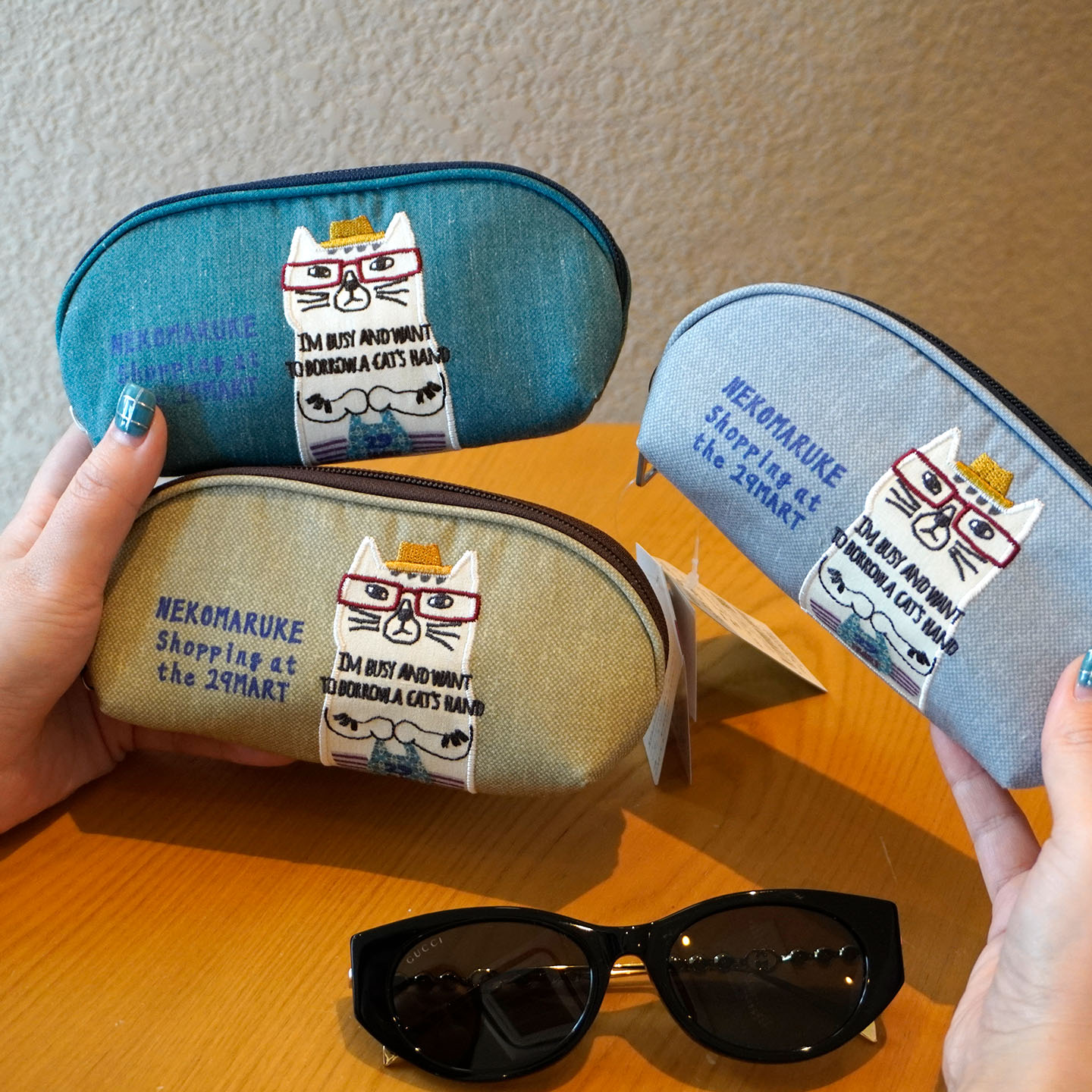 日本刺绣猫咪手拿包眼镜包