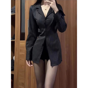 入秋搭配一整套韩系小个子辣妹纯欲风高级感别致衬衫两件套装