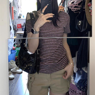 高级设计感小众不撞款露肩上衣女