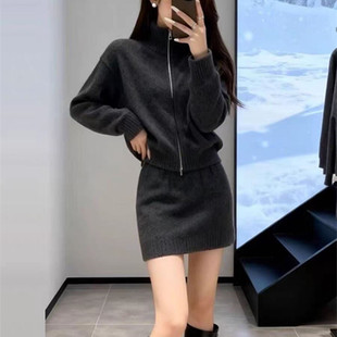 冬装搭配一整套韩版气质高级感御姐轻熟巨好看针织毛衣短裙套装女