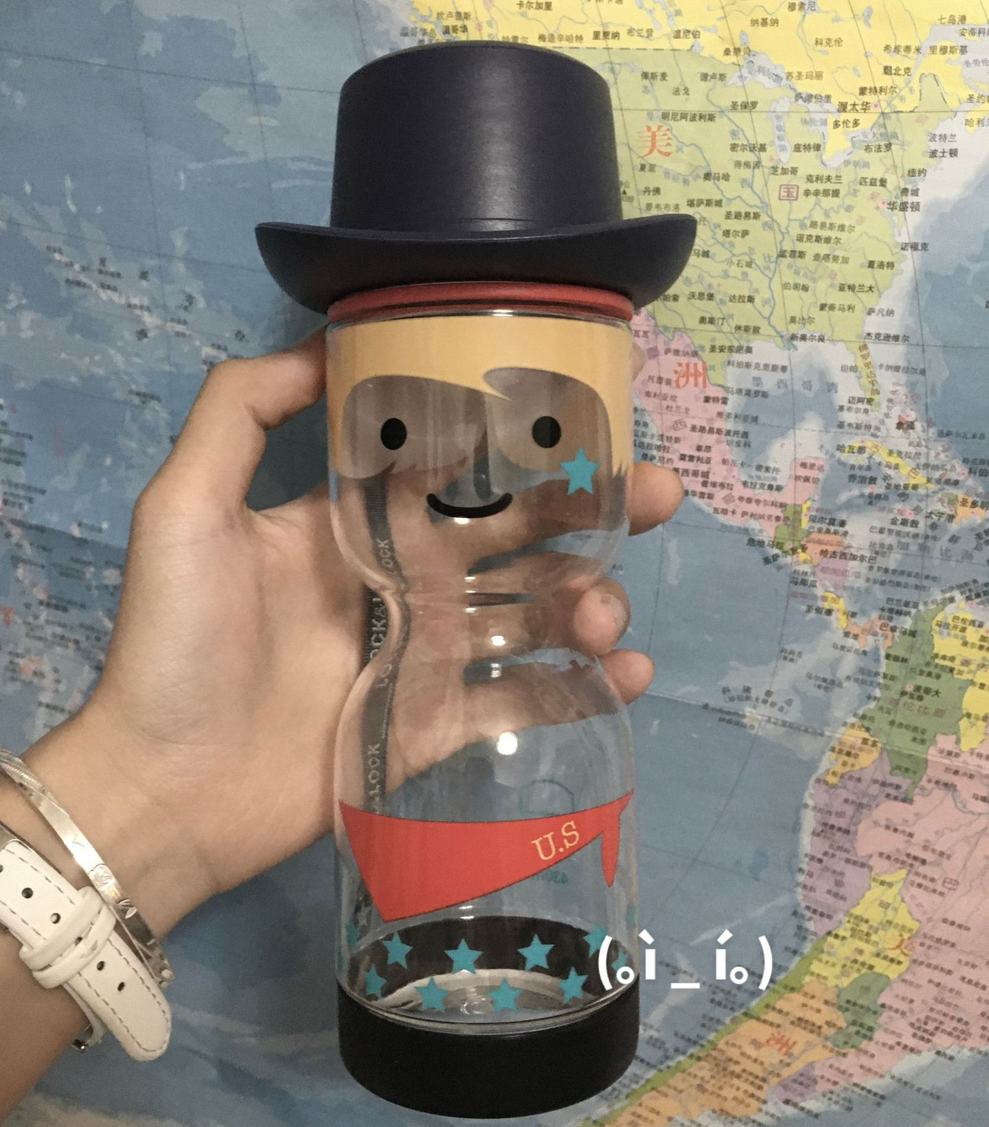 卡通学生水杯塑料杯便携潮流时尚个性小帽子造型杯盖运动水杯趣味