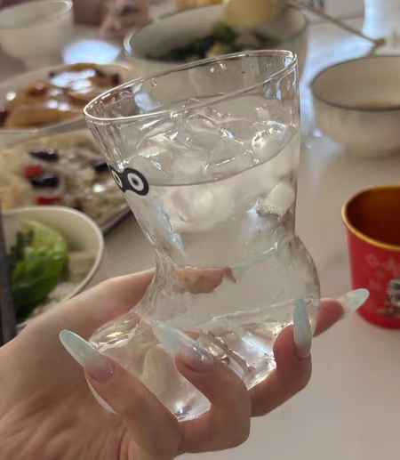 新款网创意靴子玻璃杯透明个性果汁饮料啤酒杯潮流咖啡冷饮杯