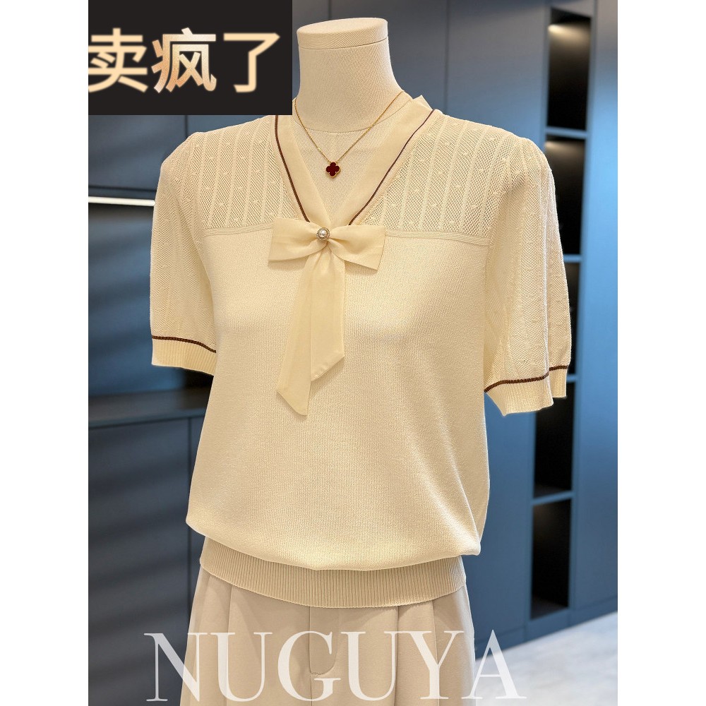 时尚的年轻母亲的针织品妇女短袖2025夏季新上衣减少中年t恤