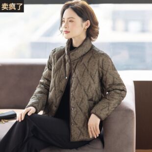 羽绒服妈妈款短款冬装外套2025新款洋气加厚冬天上衣服中老年人女
