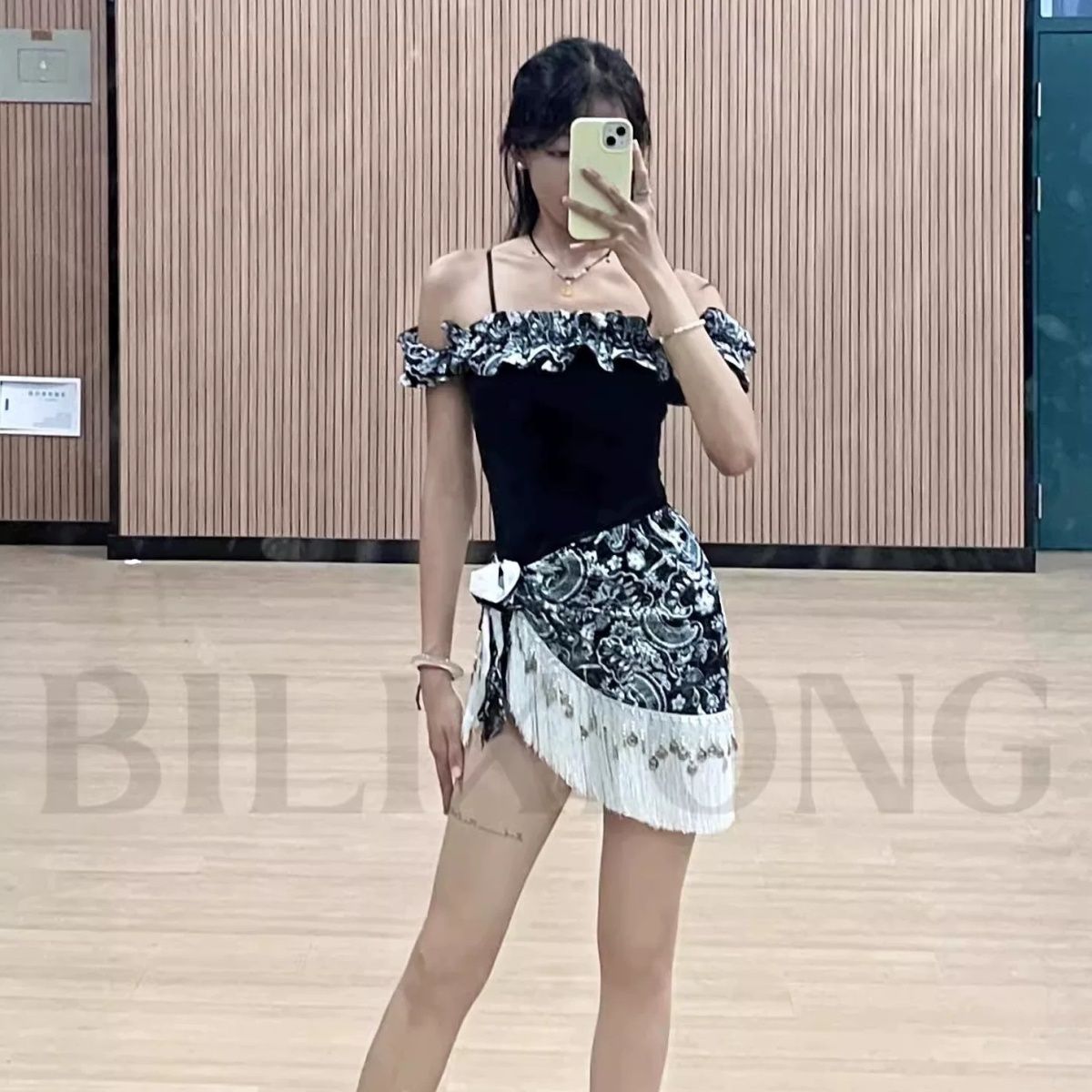 BLX拉丁舞练功服新款2026亮片腰封半身流苏短裙高级感成人女臀巾图片