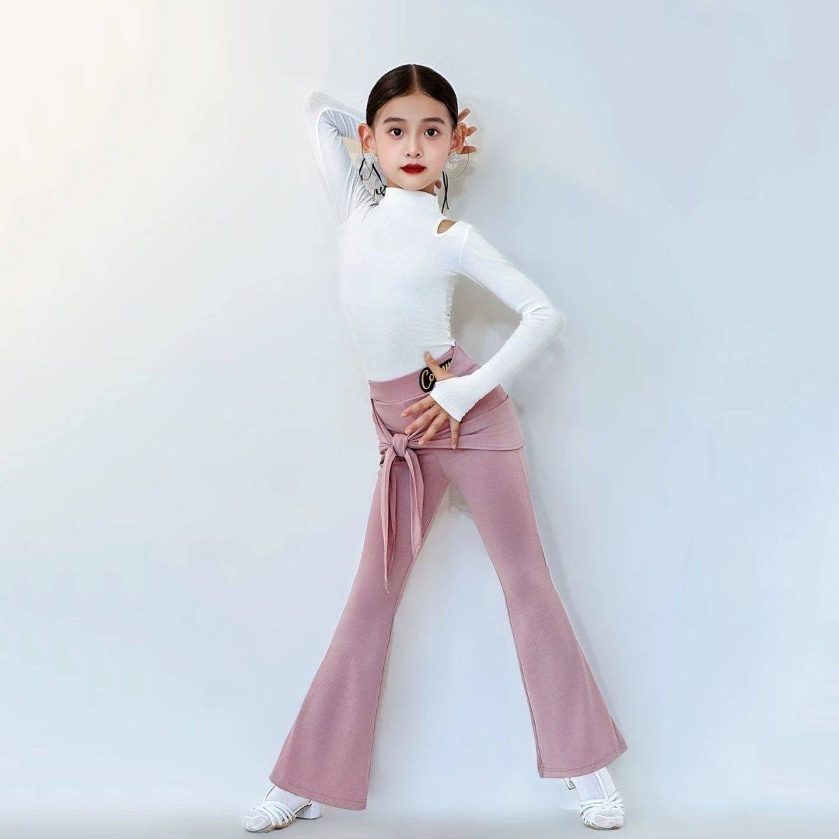 CONNY拉丁舞训练服女儿童舞蹈练功服长裤微喇叭黑色长袖上衣套装,运动/瑜伽/健身/球迷用品,拉丁舞练习套装,淘宝优惠券,粉丝福利购,淘宝优惠卷