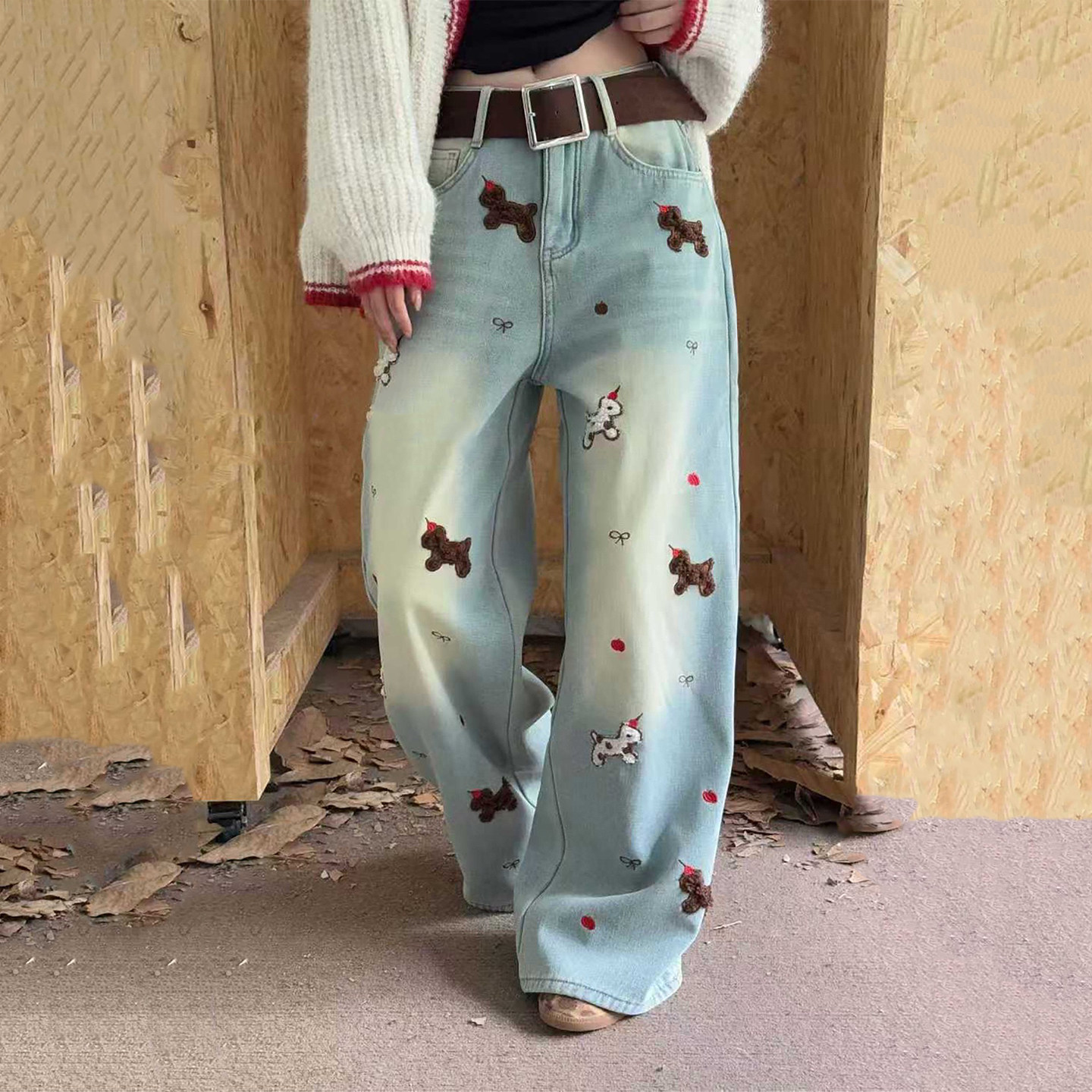 立体小狗刺绣加绒牛仔裤女