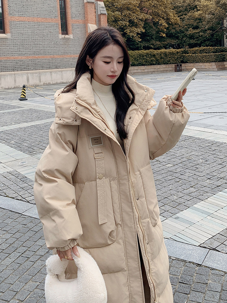 High-end long down jacket for women winter 2025, mid-long cotton coat, over-the-knee padded outerwear, thickened in a gentle Korean style