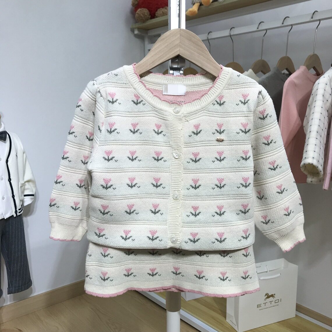 Y韩版童装秋冬新款女童宝宝针织小花开衫短裙两件套装温柔6101207