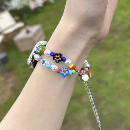 【琉璃小花】适用applewatch表带多巴胺iwatch S9/8创意表带可爱苹果手表se/7/6/5代手工串珠彩色花朵手链女
