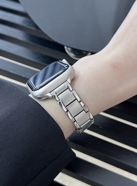 适用applewatchS11金属银色纤细表带星光色iwatch10哑光质感表带S9/8/7/6/5磨砂不锈钢苹果手表SE表带夏日女