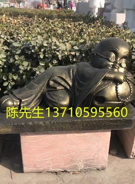 公园定制玻璃钢仿铜小和尚大雕塑