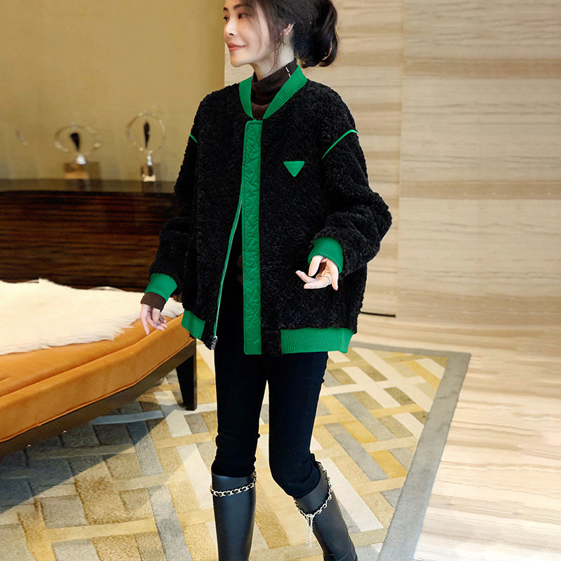 仿羊羔毛绒短外套女拼接小个子时尚洋气棒球服秋冬2021新款欧洲站