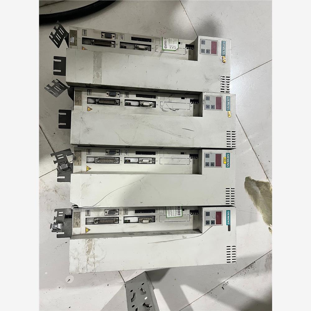 西门子驱动器 6SE7021-3TP50-Z，成色便宜出，议价商品