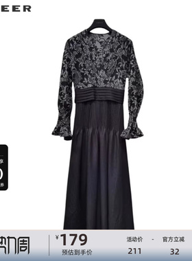 sdeer圣迪奥女装V领压褶拼接印花长袖连衣裙S233Z12X4