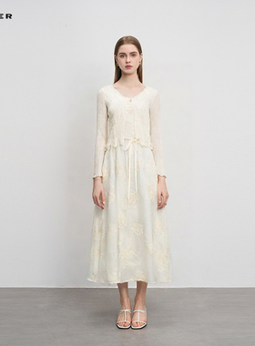 sdeer圣迪奥女装优雅收腰绣花针织衫吊带裙套装S242Z1455