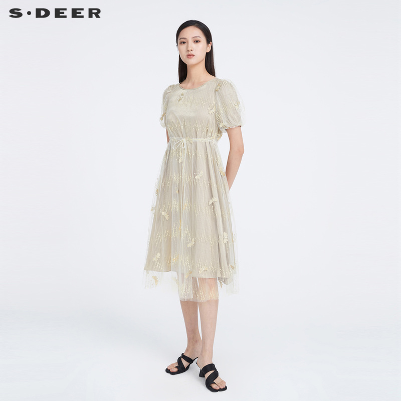 圆领连衣裙 收腰设计 绣花网纱