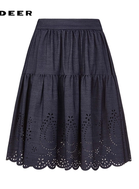 sdeer圣迪奥女装25年新品休闲松紧拼接镂空绣花A字短裙S252Z1315