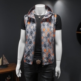 男士连帽马甲背心M-5XL钱塘6026-9012-P145（假模图），男装背心/马甲，钱塘6026