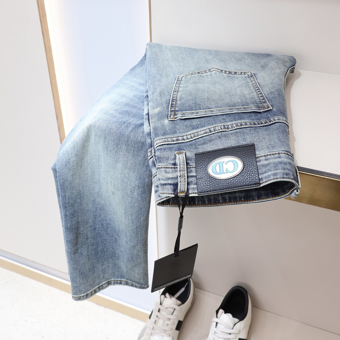 潮牌男春夏个性印花浅蓝色牛仔裤欧美风中腰修身小直筒弹力休闲裤